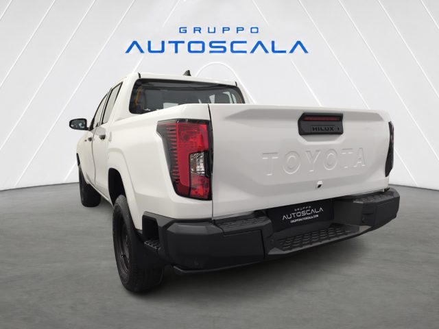 TOYOTA HILUX 2.8 D-4D 204CV 48V DOUBLE CAB HI - foto 3