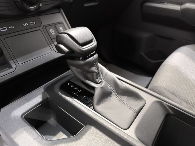 TOYOTA HILUX 2.8 D-4D 204CV 48V DOUBLE CAB HI - foto 14