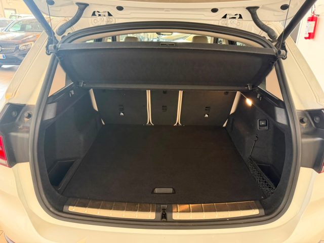 BMW X1 XDRIVE18D XLINE //HEAD UP//LED// - foto 18