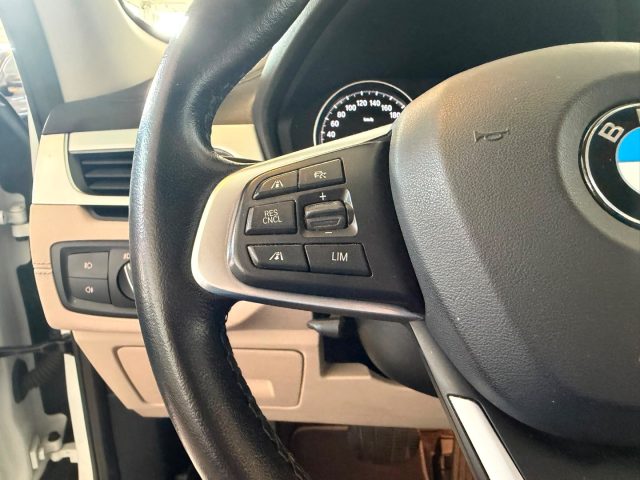 BMW X1 XDRIVE18D XLINE //HEAD UP//LED// - foto 30