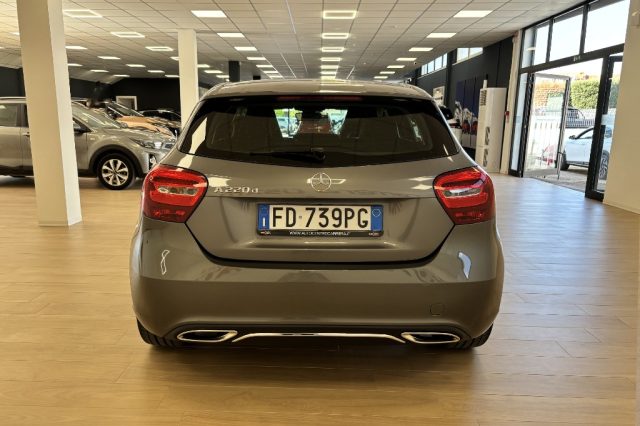 MERCEDES-BENZ A 220 D AUTOMATIC 4MATIC PREMIUM - foto 6