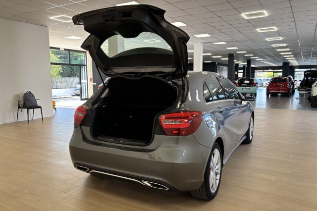 MERCEDES-BENZ A 220 D AUTOMATIC 4MATIC PREMIUM - foto 7