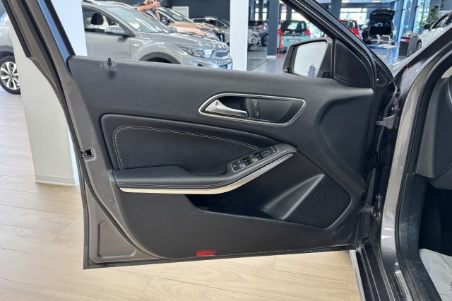 MERCEDES-BENZ A 220 D AUTOMATIC 4MATIC PREMIUM - foto 12
