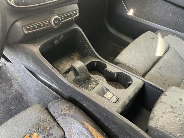 VOLVO XC40 B3 AUTOMATICO ESSENTIAL - foto 18