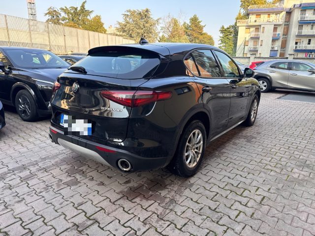 ALFA ROMEO STELVIO 2.2 TURBODIESEL 190 CV AT8 Q4 BU - foto 5