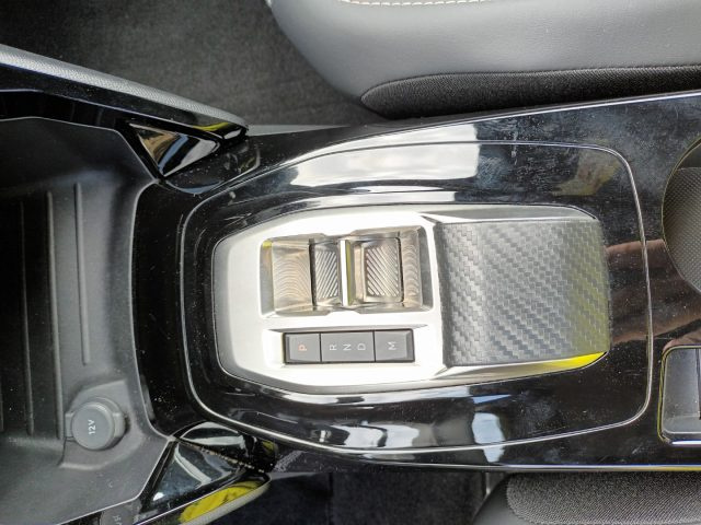 PEUGEOT 2008 1200 HYBRID ALLURE 145CV E-DCS6  - foto 15