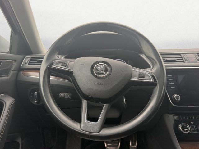 SKODA SUPERB 2.0 TDI 190 CV DSG 4X4 WAGON SCO - foto 10