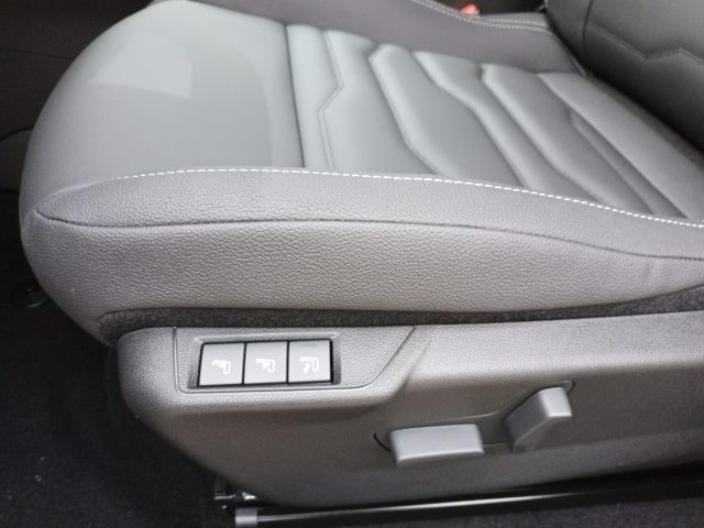 JEEP AVENGER 1200 E-HYBRID SUMMIT 110CV AUTOM - foto 18