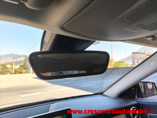 MERCEDES-BENZ CLA 200 D 4MATIC AUTOMATIC PREMIUM - PRE - foto 28