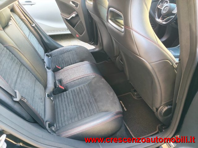 MERCEDES-BENZ CLA 200 D 4MATIC AUTOMATIC PREMIUM - PRE - foto 24
