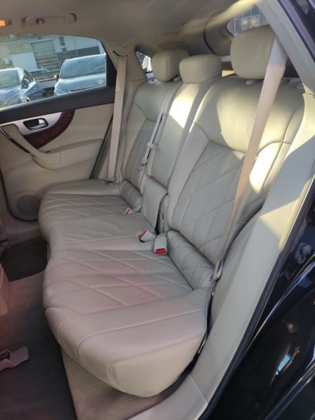 INFINITI FX30 FX30D - foto 12