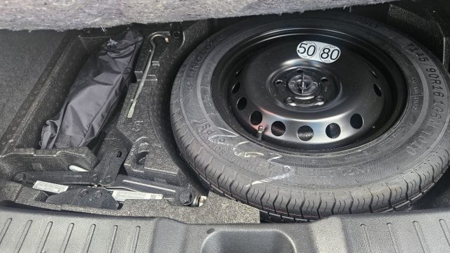 NISSAN JUKE 1.6 HEV N-CONNECTA - foto 17