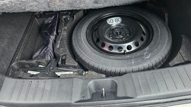 NISSAN JUKE 1.6 HEV N-CONNECTA - foto 17