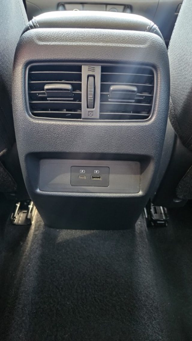 NISSAN QASHQAI MHEV 158 CV XTRONIC N-CONNECTA - foto 18