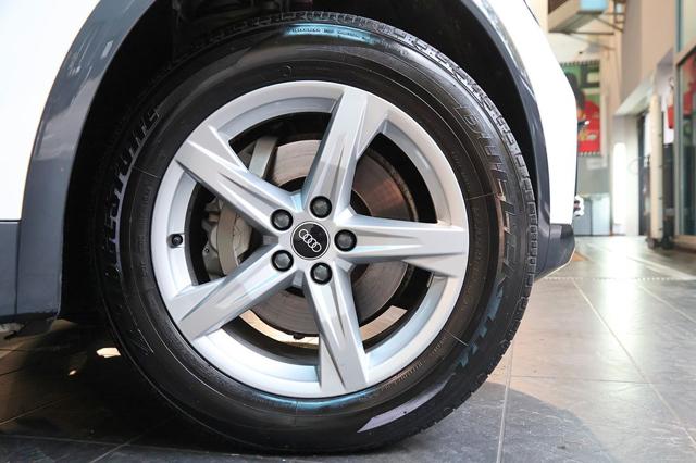 AUDI Q5 35 TDI S-TRONIC BUSINESS ADVANCE - foto 6