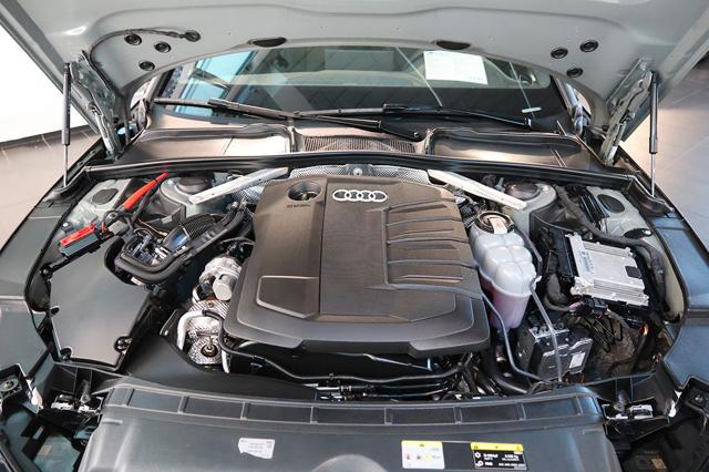AUDI A4 40 TDI AVANT QUATTRO S-TRONIC S- - foto 12
