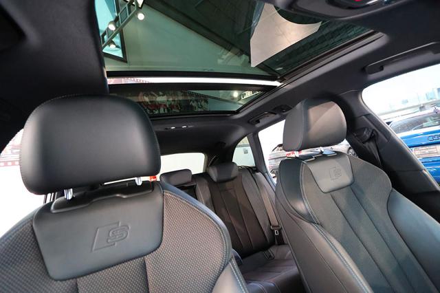AUDI A4 40 TDI AVANT QUATTRO S-TRONIC S- - foto 24
