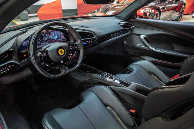 FERRARI 296 GTB|LIFT|360°VIEW|JBL|CARBON+LED - foto 11