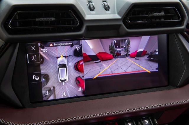 LAMBORGHINI URUS SE|AKRAPOVIC|BANG&OLUFSEN|TETTO| - foto 13
