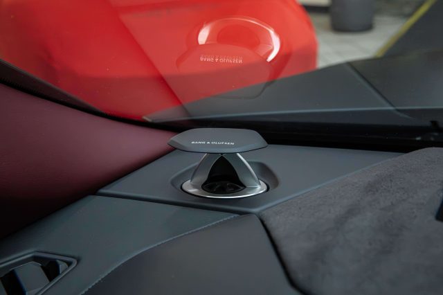 LAMBORGHINI URUS SE|AKRAPOVIC|BANG&OLUFSEN|TETTO| - foto 14