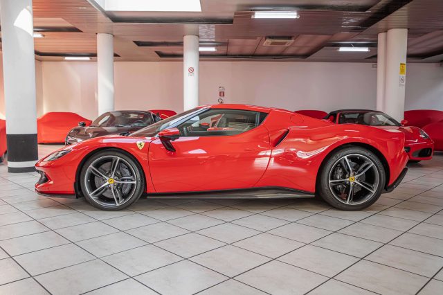 FERRARI 296 GTB LIFT|360°VIEW|JBL|CARBON+LEDS|RA - foto 4