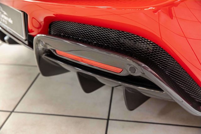 FERRARI 296 GTB LIFT|360°VIEW|JBL|CARBON+LEDS|RA - foto 10