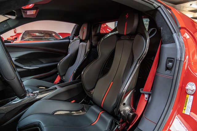 FERRARI 296 GTB LIFT|360°VIEW|JBL|CARBON+LEDS|RA - foto 12
