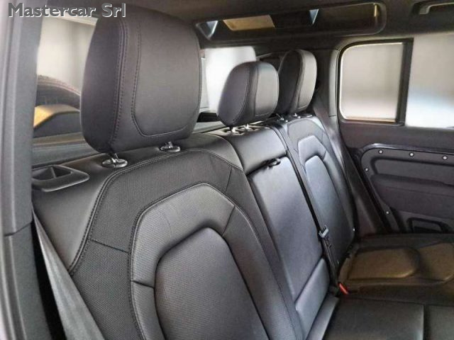 LAND ROVER DEFENDER DEFENDER 110 3.0D I6 MHEV X-DYNA - foto 11