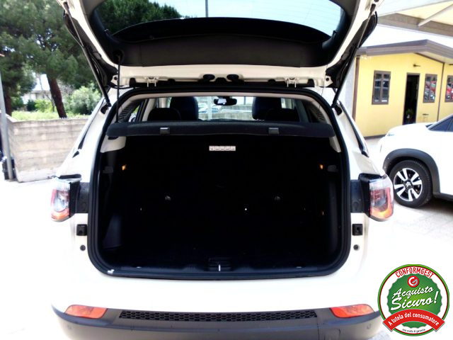 JEEP COMPASS 2.0 MULTIJET II AUT. 4WD LIMITED - foto 36