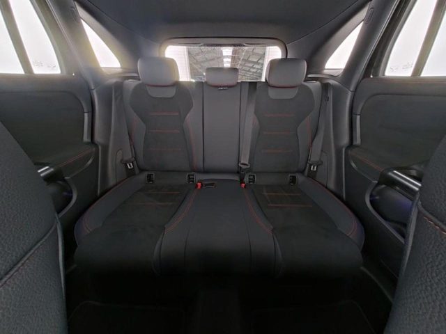 MERCEDES-BENZ GLA 180 AUTOMATIC AMG LINE PREMIUM - foto 8