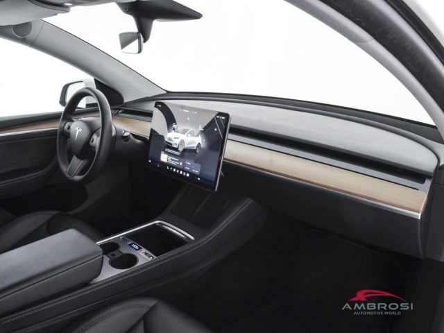 TESLA MODEL Y SINGLE MOTOR RWD - foto 12