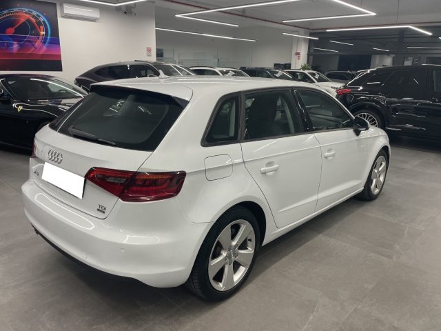 AUDI A3 SPB 1.6 TDI 110 CVL AMBITION - foto 4