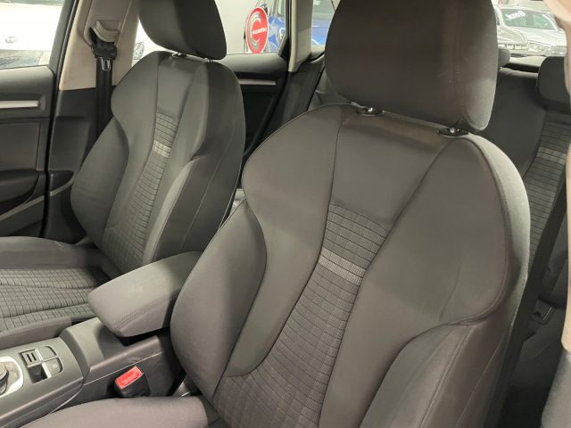 AUDI A3 SPB 1.6 TDI 110 CVL AMBITION - foto 2