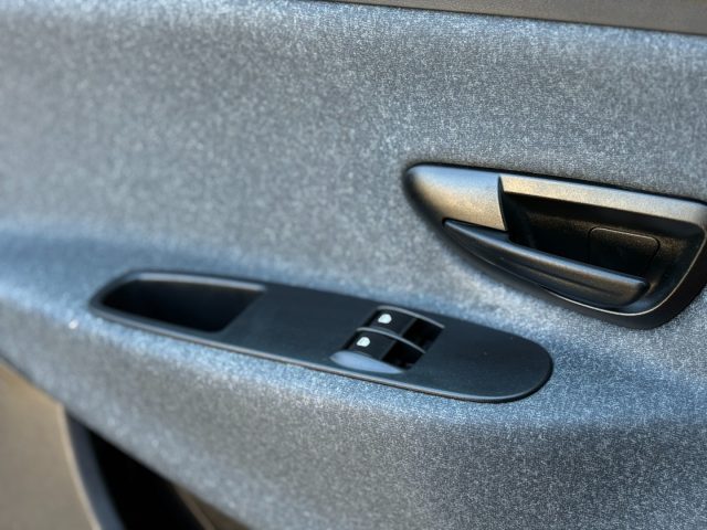 LANCIA YPSILON 1.0 FIREFLY 5 PORTE S&S HYBRID E - foto 17