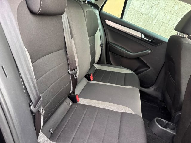 SKODA RAPID SPACEBACK 1.4 TDI 90 CV DESIGN E - foto 8