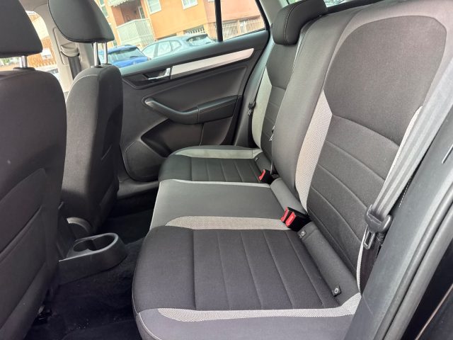 SKODA RAPID SPACEBACK 1.4 TDI 90 CV DESIGN E - foto 9