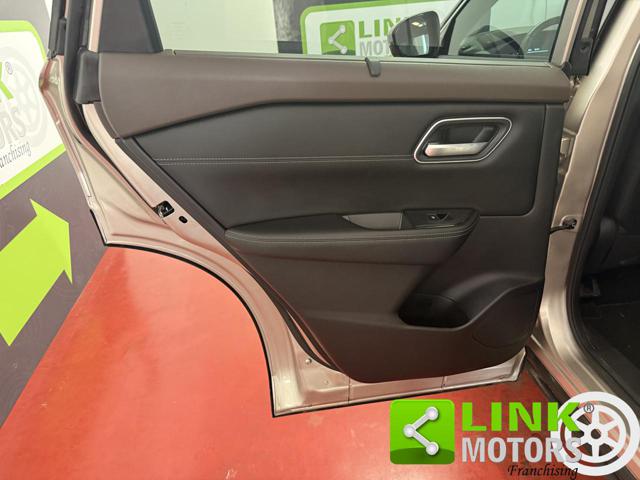NISSAN X-TRAIL 1.5 E-POWER HEV TEKNA 2WD PREMIU - foto 31