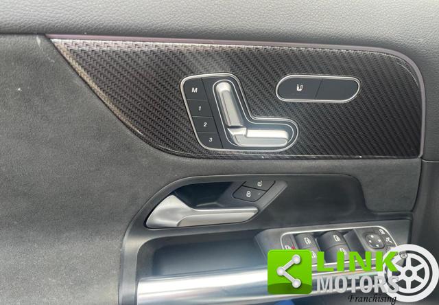MERCEDES-BENZ GLA 200 EXECUTIVE - foto 19