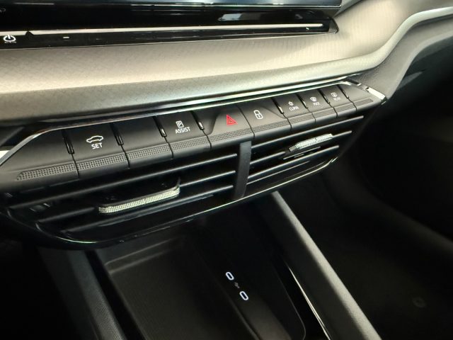 SKODA OCTAVIA 2.0 TDI DSG WAGON EXECUTIVE SMAR - foto 18