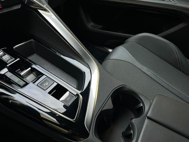 PEUGEOT 3008 BLUEHDI 130 NEW MODEL EAT8 GT - foto 21
