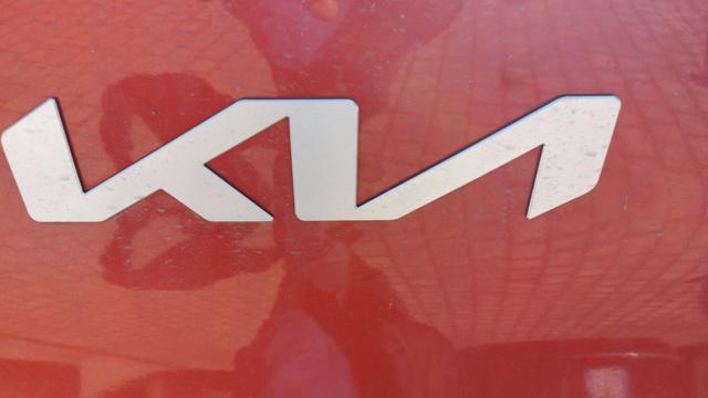 KIA SPORTAGE 1.6 CRDI 136 CV 2WD MILD HYBRID  - foto 29