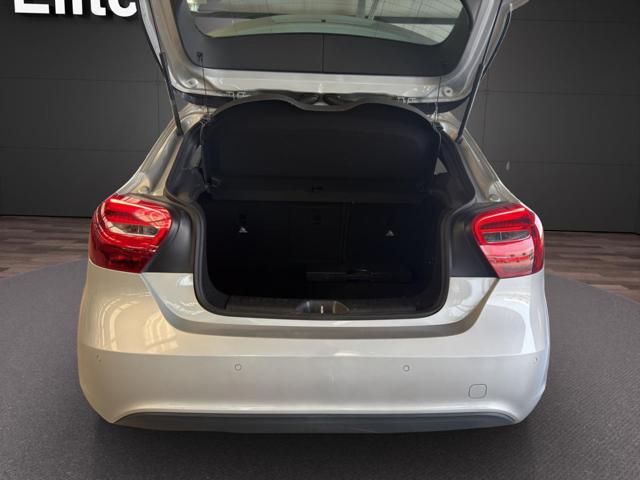 MERCEDES-BENZ A 180 D SPORT - foto 11
