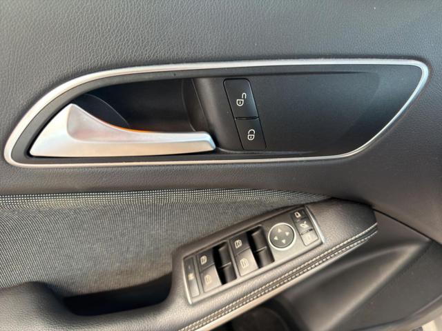 MERCEDES-BENZ A 180 D SPORT - foto 10