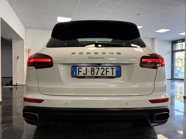 PORSCHE CAYENNE 3.0 DIESEL PLATINUM EDITION - FU - foto 6