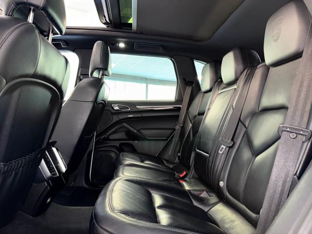 PORSCHE CAYENNE 3.0 DIESEL PLATINUM EDITION - FU - foto 13