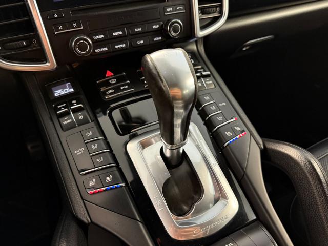 PORSCHE CAYENNE 3.0 DIESEL PLATINUM EDITION - FU - foto 21