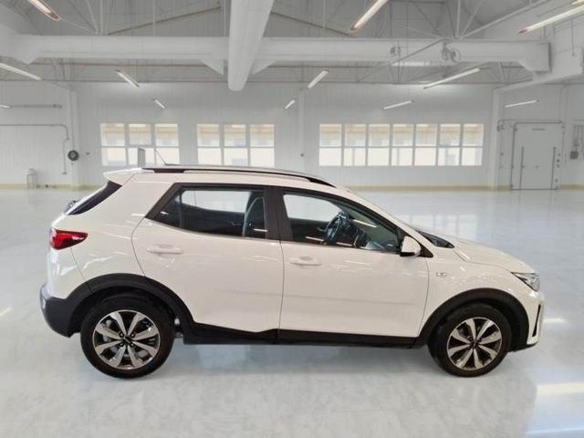 KIA STONIC 1.2 DPI STYLE AZIENDALE ITALIA 5 - foto 10