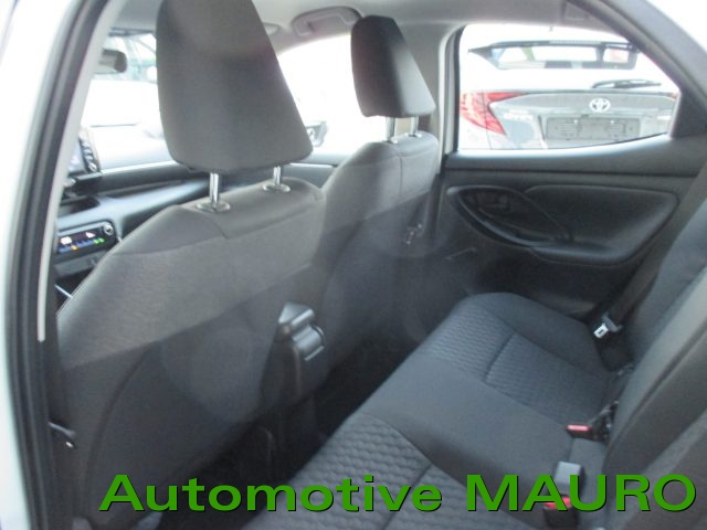 TOYOTA YARIS 1.5 HYBRID 5 PORTE - NEOPATENTAT - foto 11