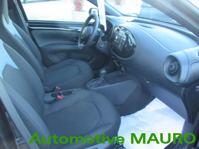 TOYOTA AYGO X 1.5 HYBRID 5 PORTE - foto 24