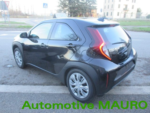 TOYOTA AYGO X 1.5 HYBRID 5 PORTE - foto 5
